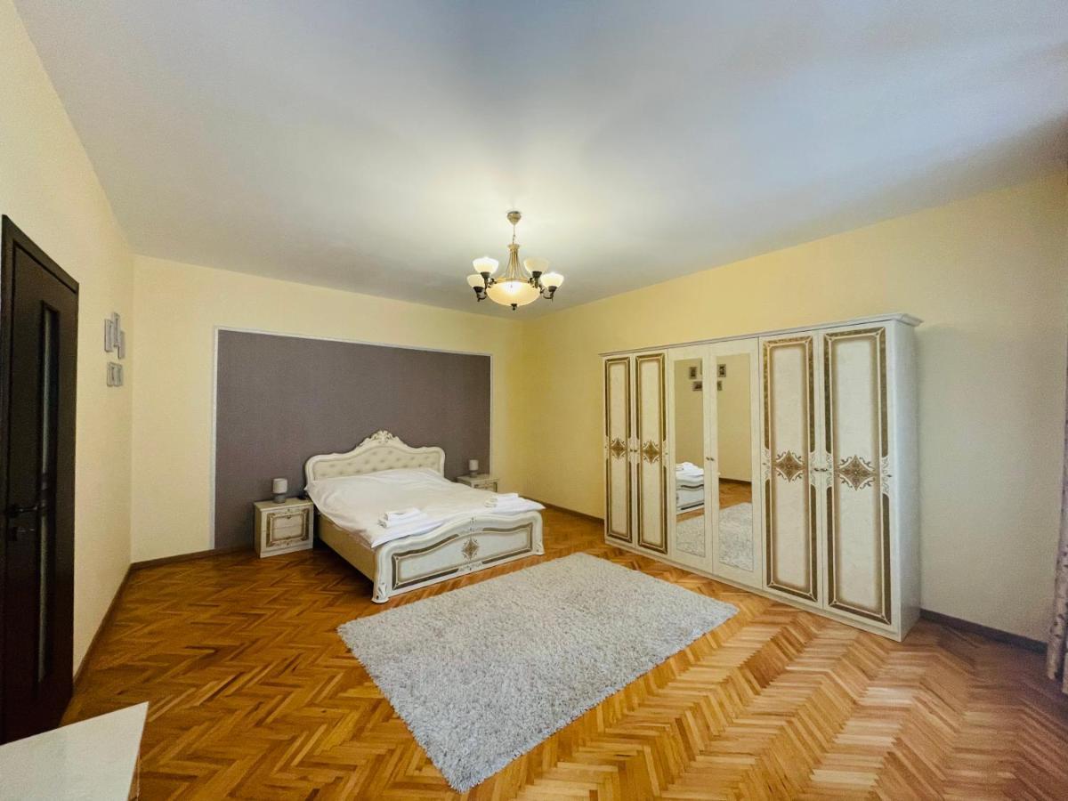 Londof Schei Apartments - Downtown Brasov Ngoại thất bức ảnh