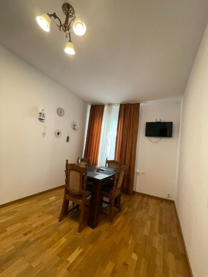 Londof Schei Apartments - Downtown Brasov Ngoại thất bức ảnh