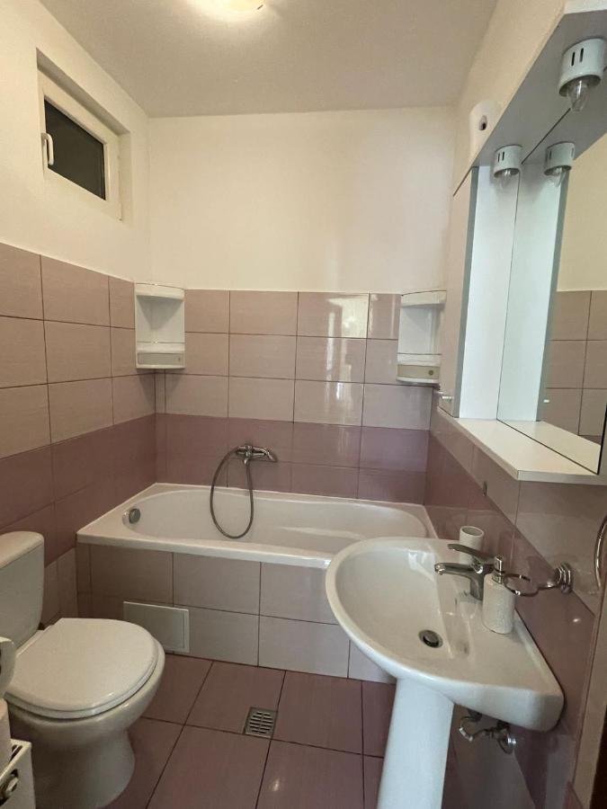 Londof Schei Apartments - Downtown Brasov Ngoại thất bức ảnh